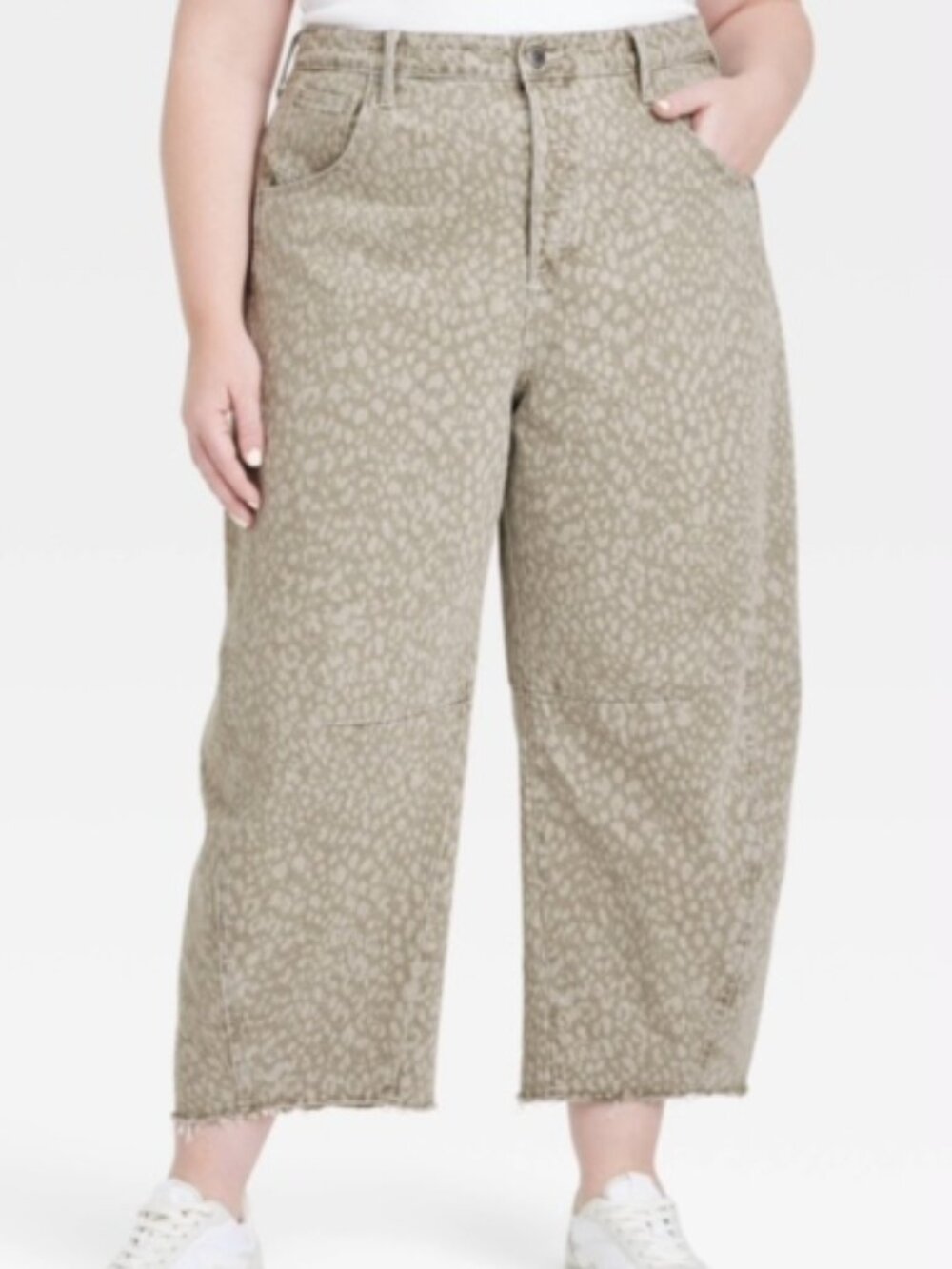 NWT Universal Thread Animal Print Curved Barrel Leg Ankle High Rise Jeans 17